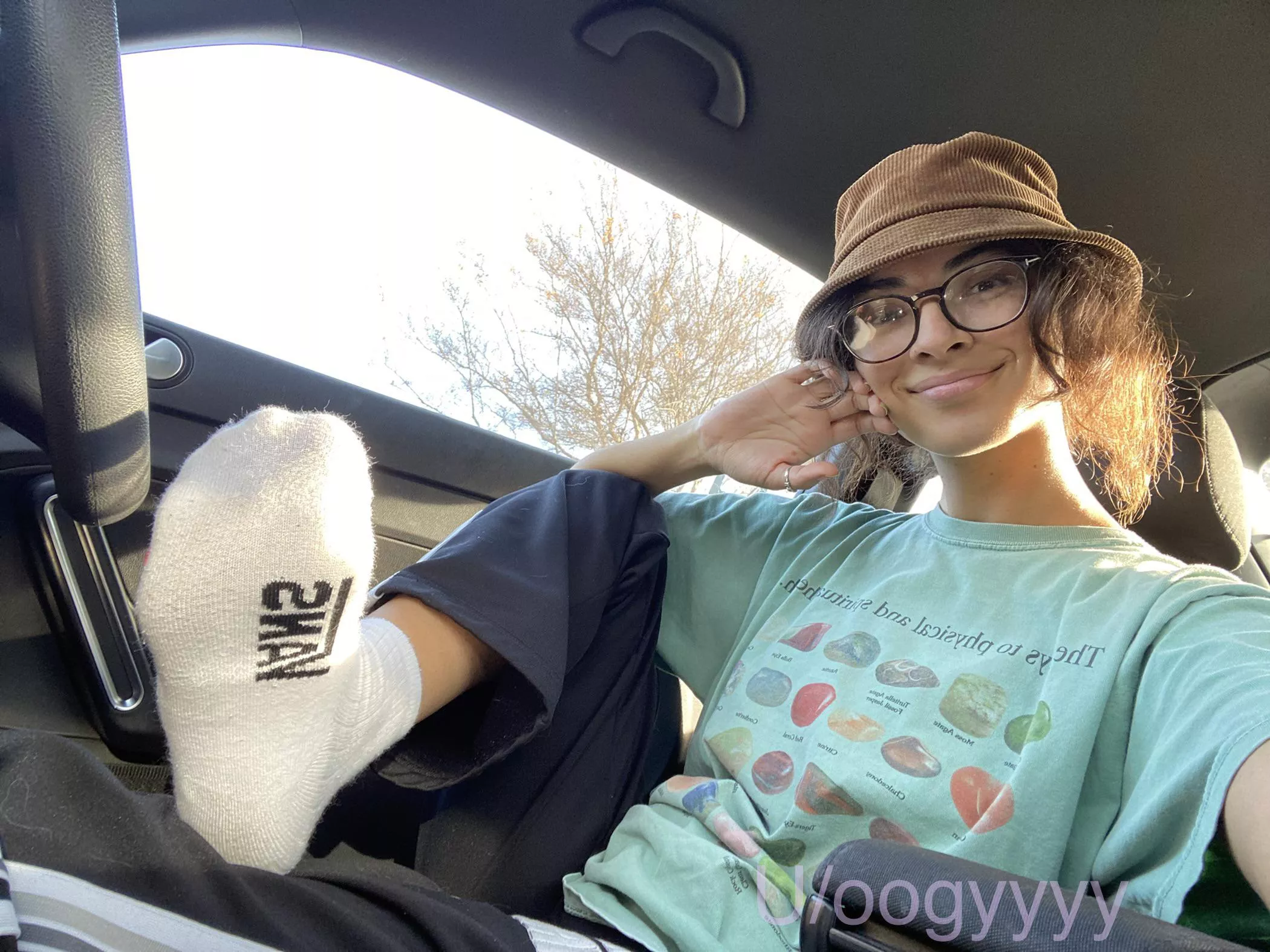 💌Shopping all day, airing them out.💌