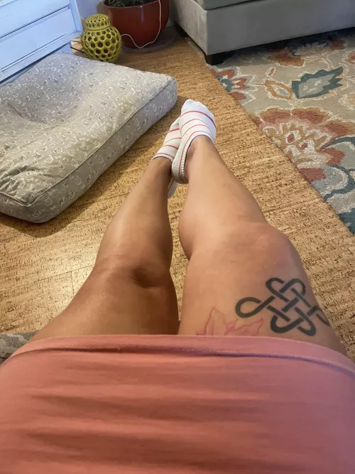 Short Girl Legs🥰 Short Girl Legs🥰