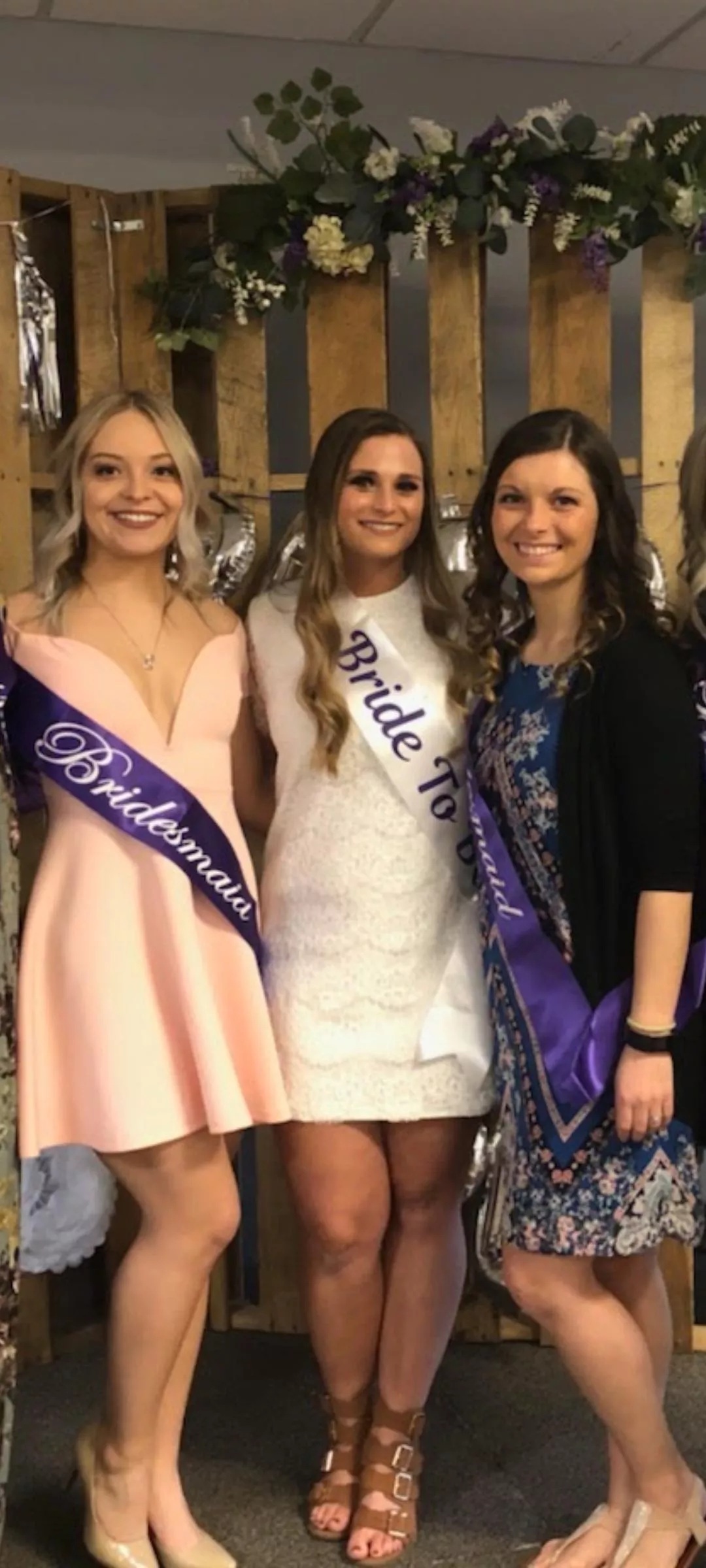 Short girls in short dresses Short girls in short dresses