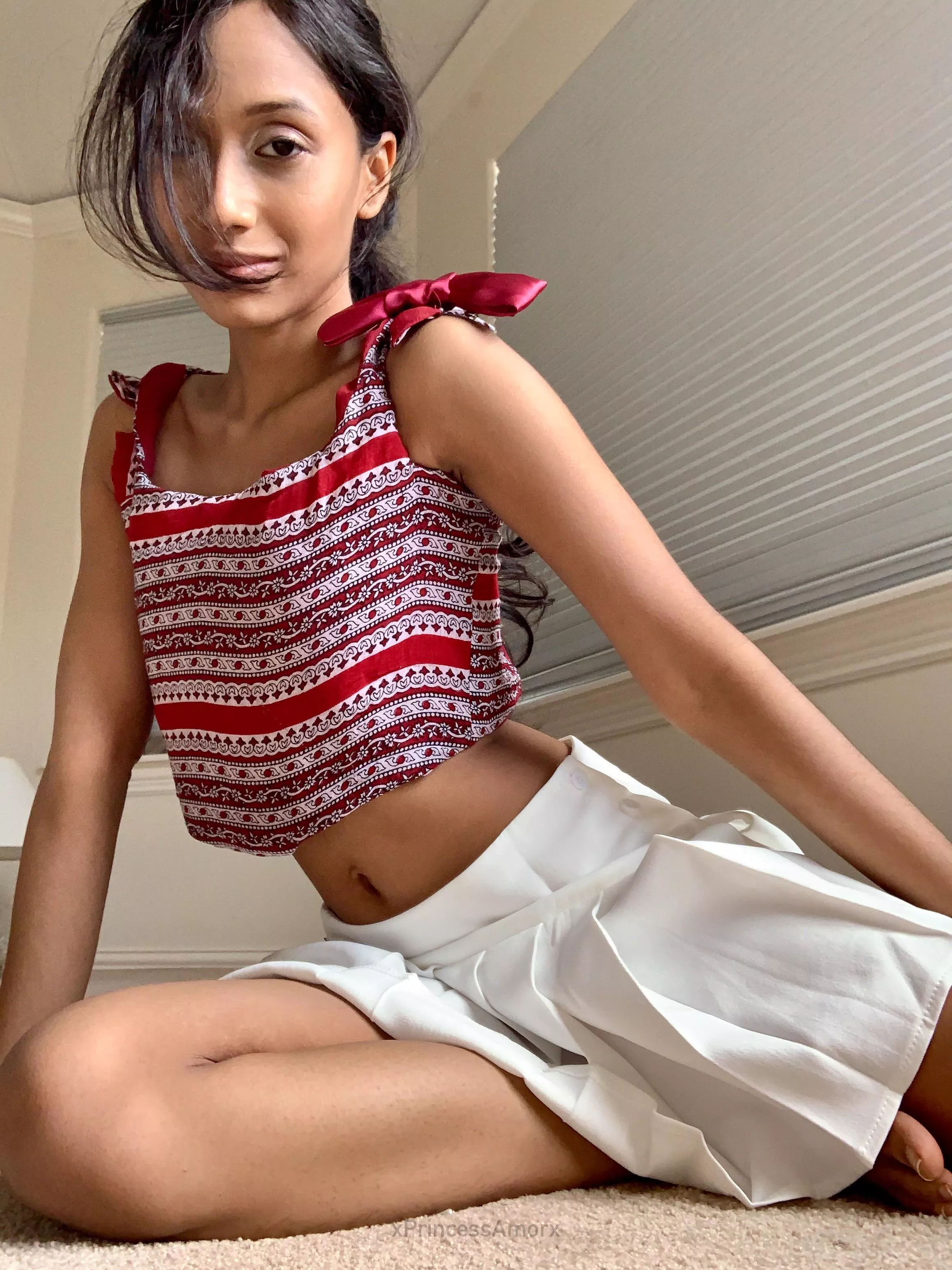 Short pleated skirt!