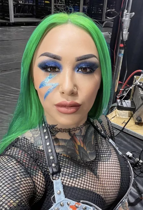 Shotzi 💚💙