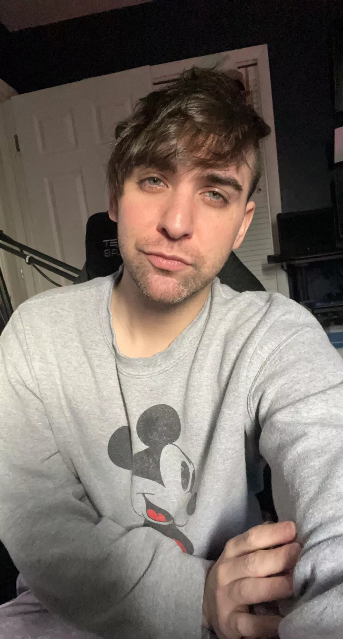 Should be cleaning, but ended up playing Minecraft… 😅