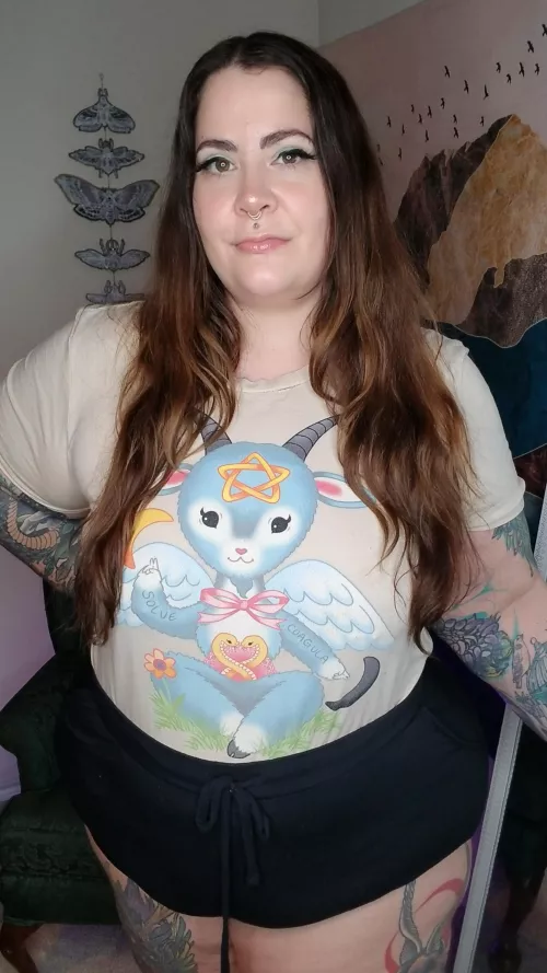 Should I cut my hair? I'm thinking of going shorter...