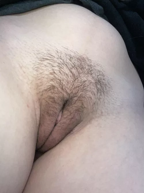 should I keep it going? first time growing it out π