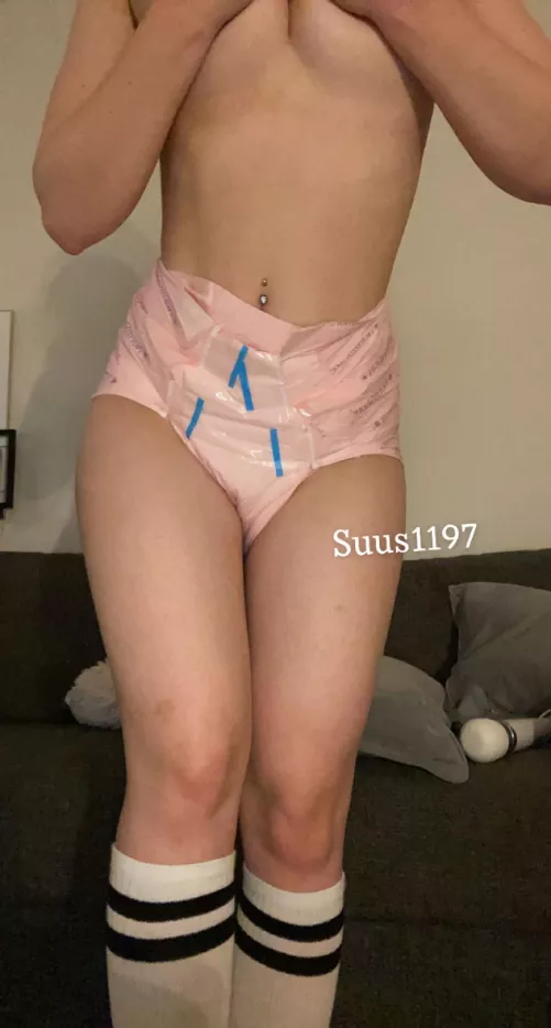 Should I post the video of this on lover fans? Hihih😳💕✨