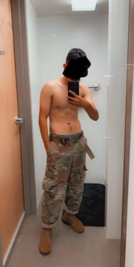 Should I pull my pants down π Should I pull my pants down π