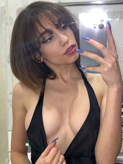 Should I put my shirt down ?