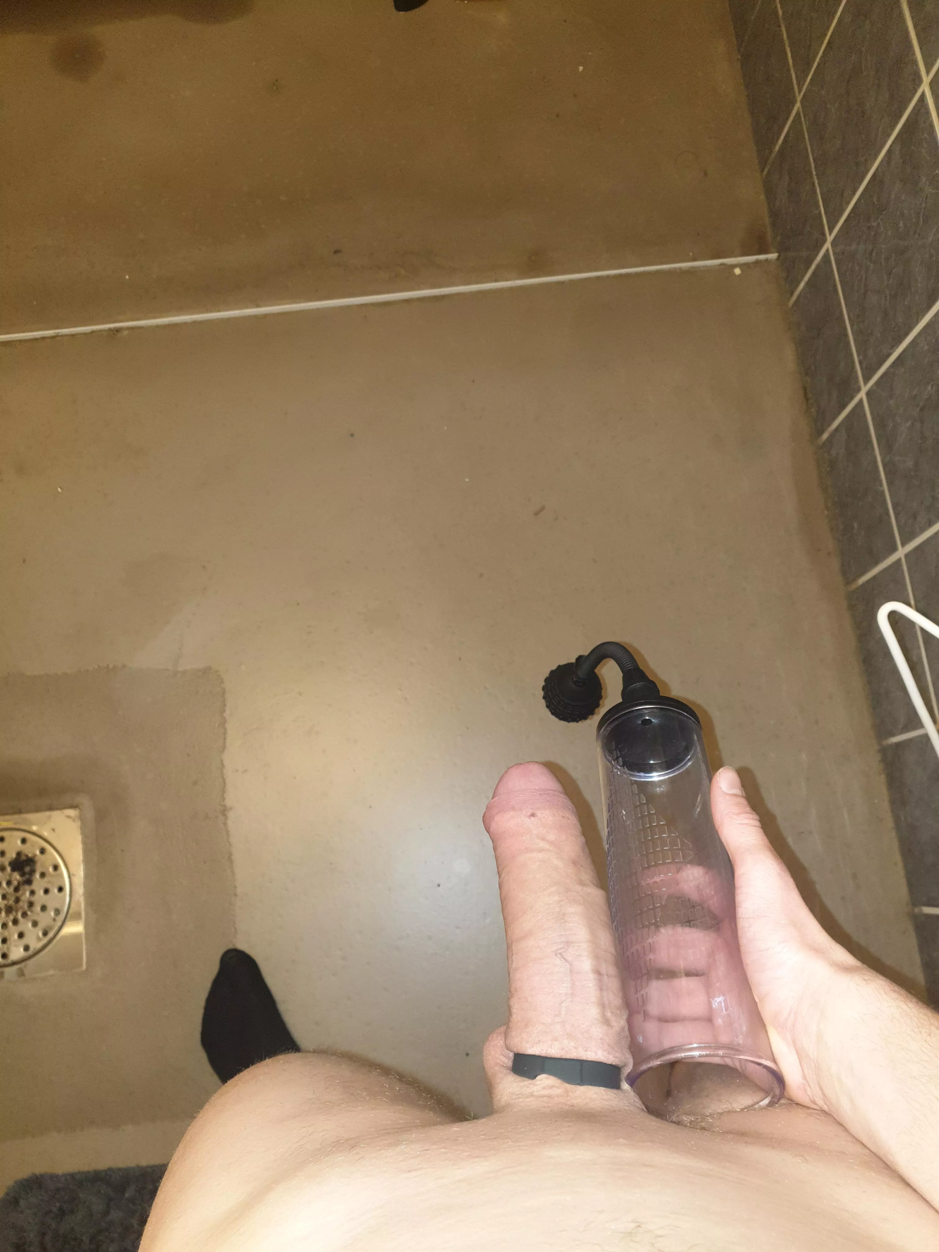 Should i start pumping? Should i start pumping?