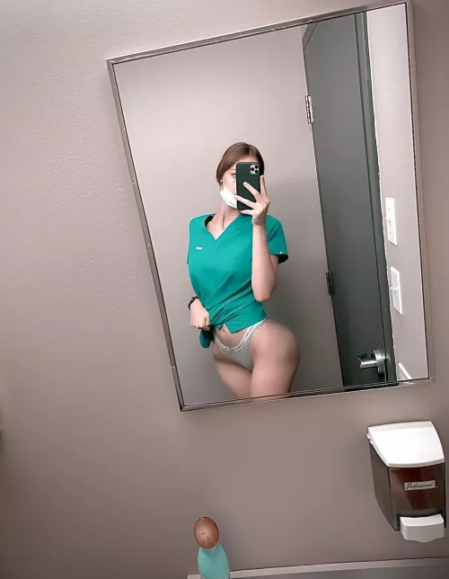 Should I walk out to my patient like this?🤭 [F]