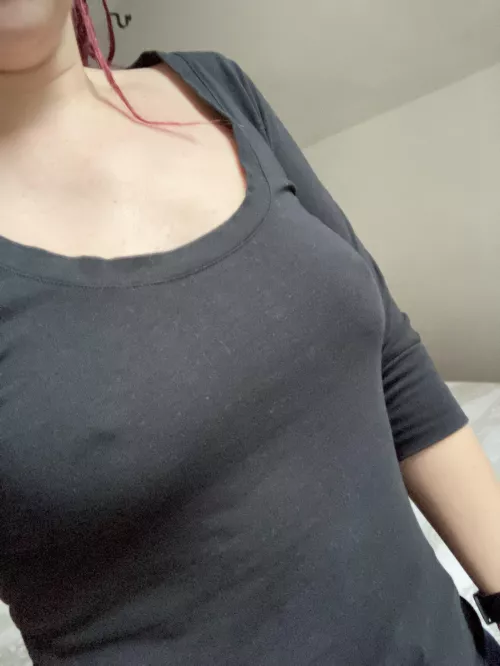 Should I wear a bra today? Three ? sale in the comments ?