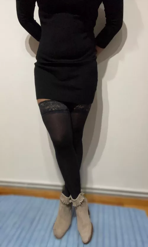 Should I wear pantyhose instead? π€ Should I wear pantyhose instead? π€