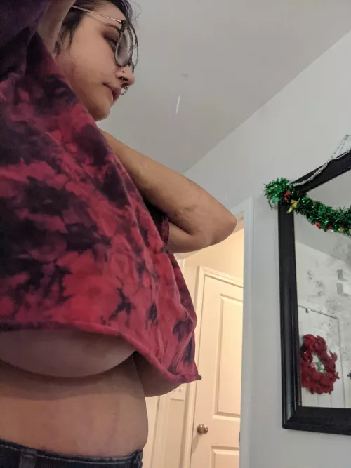 Should I wear this out to the store today? Should I wear this out to the store today?