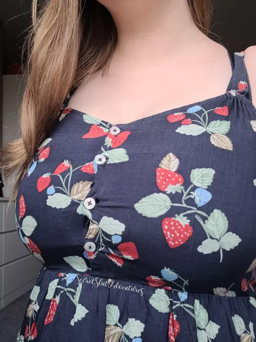 Shoutout to my buttons who work very hard trying not to expose me to unwitting strangers