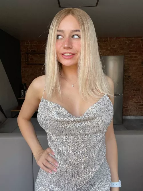 Show your ex, say I'm your new GF💥Free link in profile and comments💔