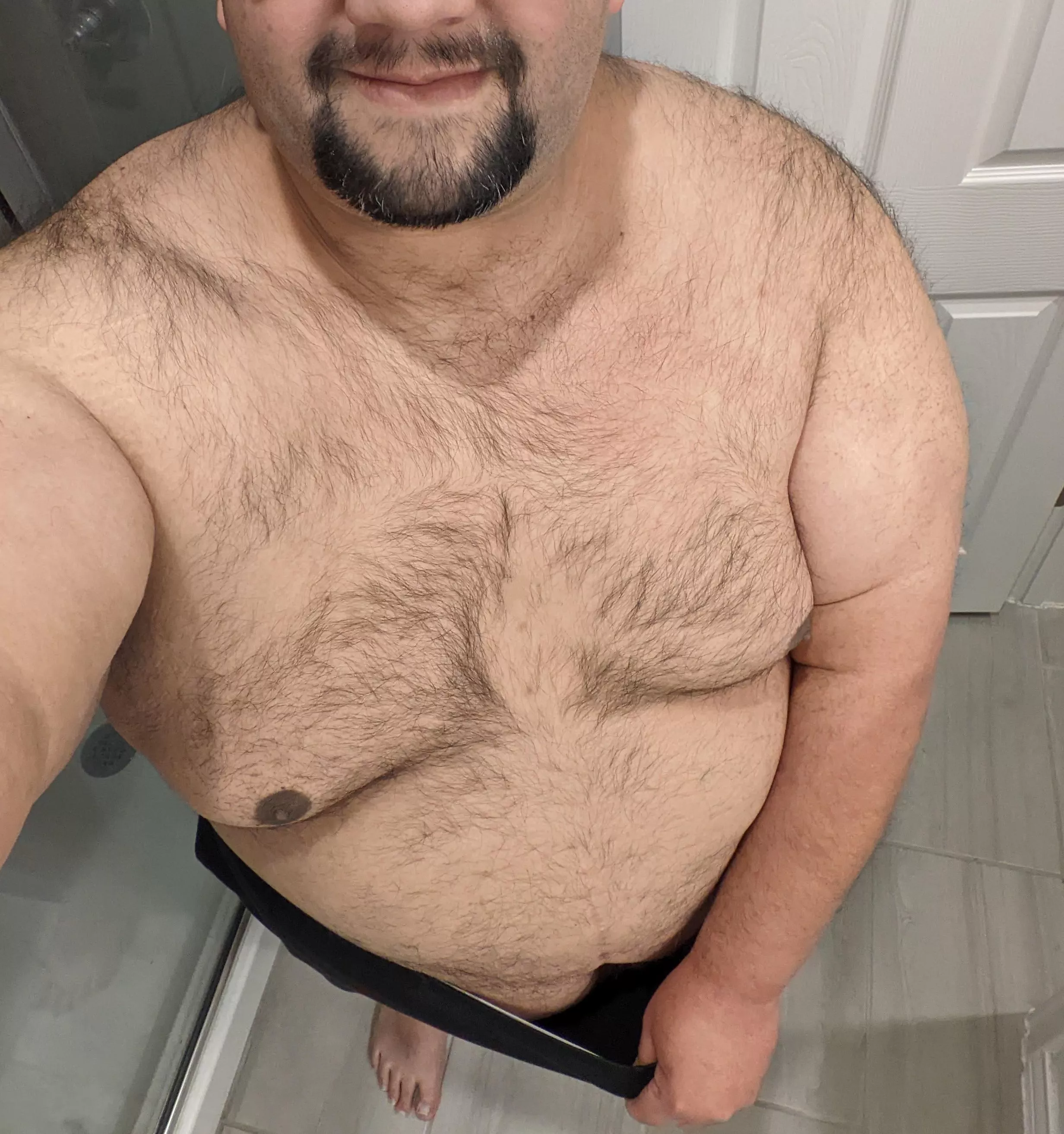 shower and trimmed up the beard! Time to go now relax in bed 🙂