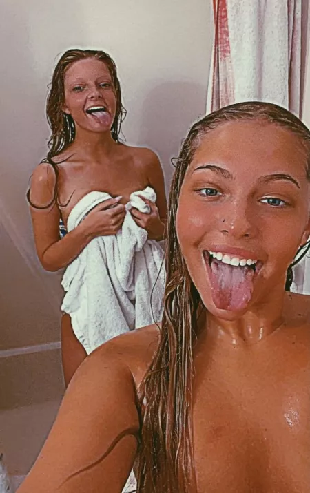 Shower fun đ