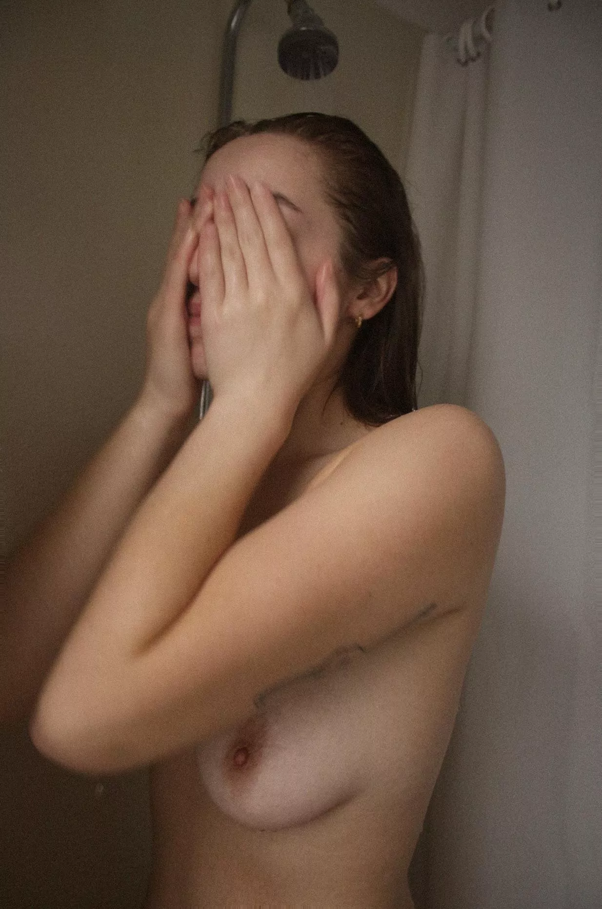 shower nude 🤍 shower nude 🤍