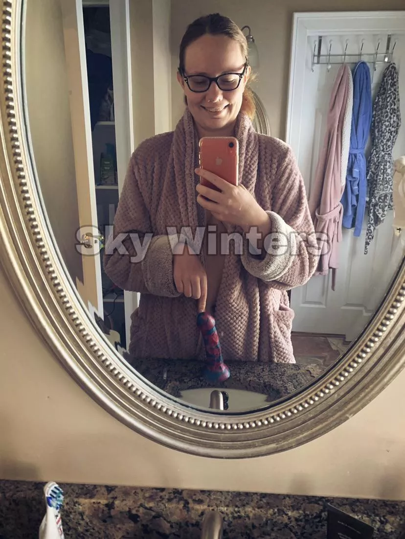 Shower show 9:30 am est💕 be there🔥