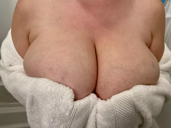 Shower time π¦πΏπ§Όπ