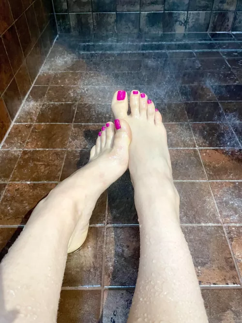 Shower time π¦