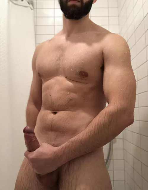 Shower time is the best 😈