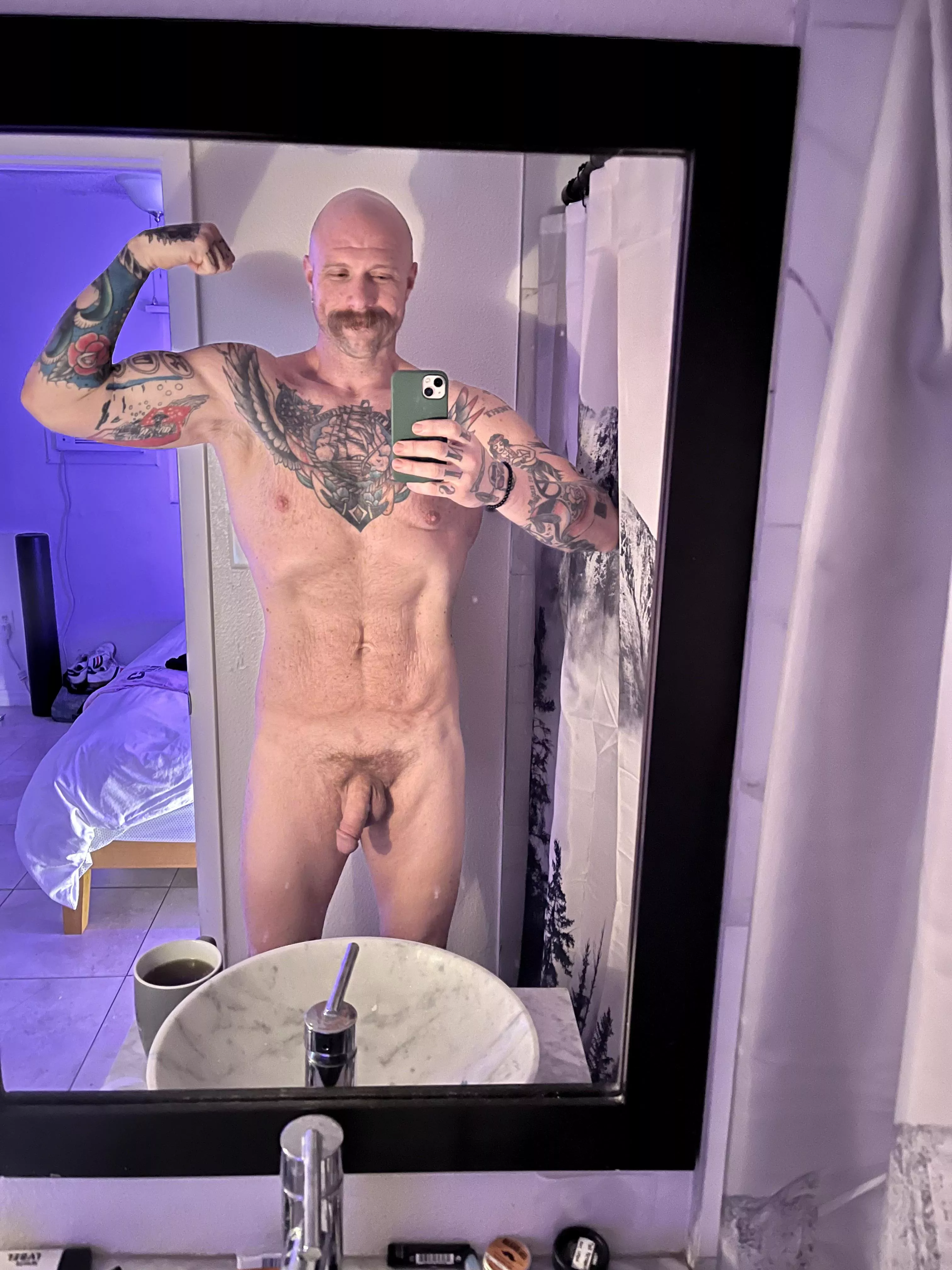 Shower time show off Shower time show off