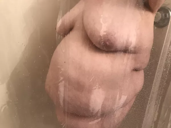 Showing my shower self. Showing my shower self.