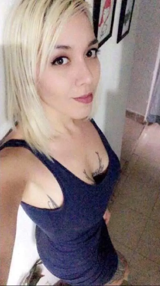 Showing off her slutty pics for horny tit perverts to enjoy. Kik ShowMeTheBody23 Showing off her slutty pics for horny tit perverts to enjoy. Kik ShowMeTheBody23