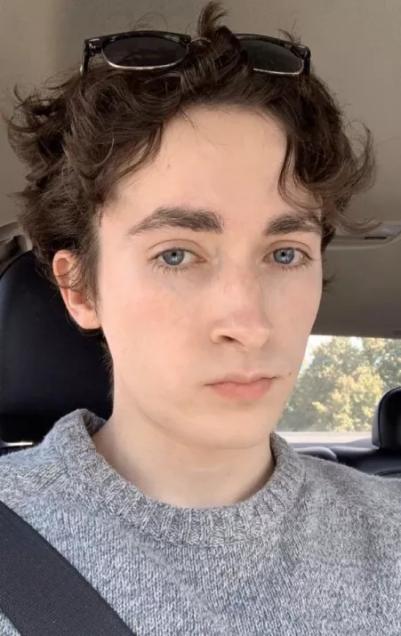 showing off my giant forehead XD showing off my giant forehead XD