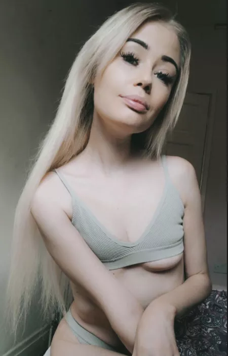 Showing off turns me on Showing off turns me on