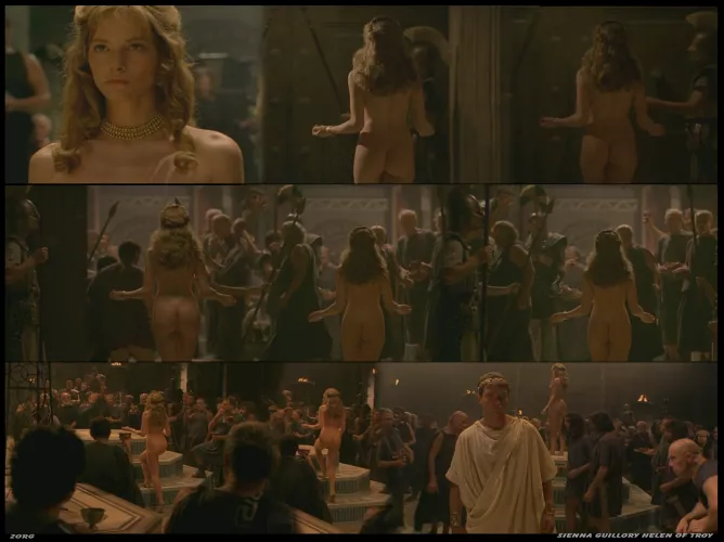 Sienna Guillory (2003)