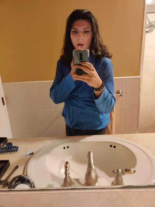 Silly face cuz I couldn't pull off sexy :p