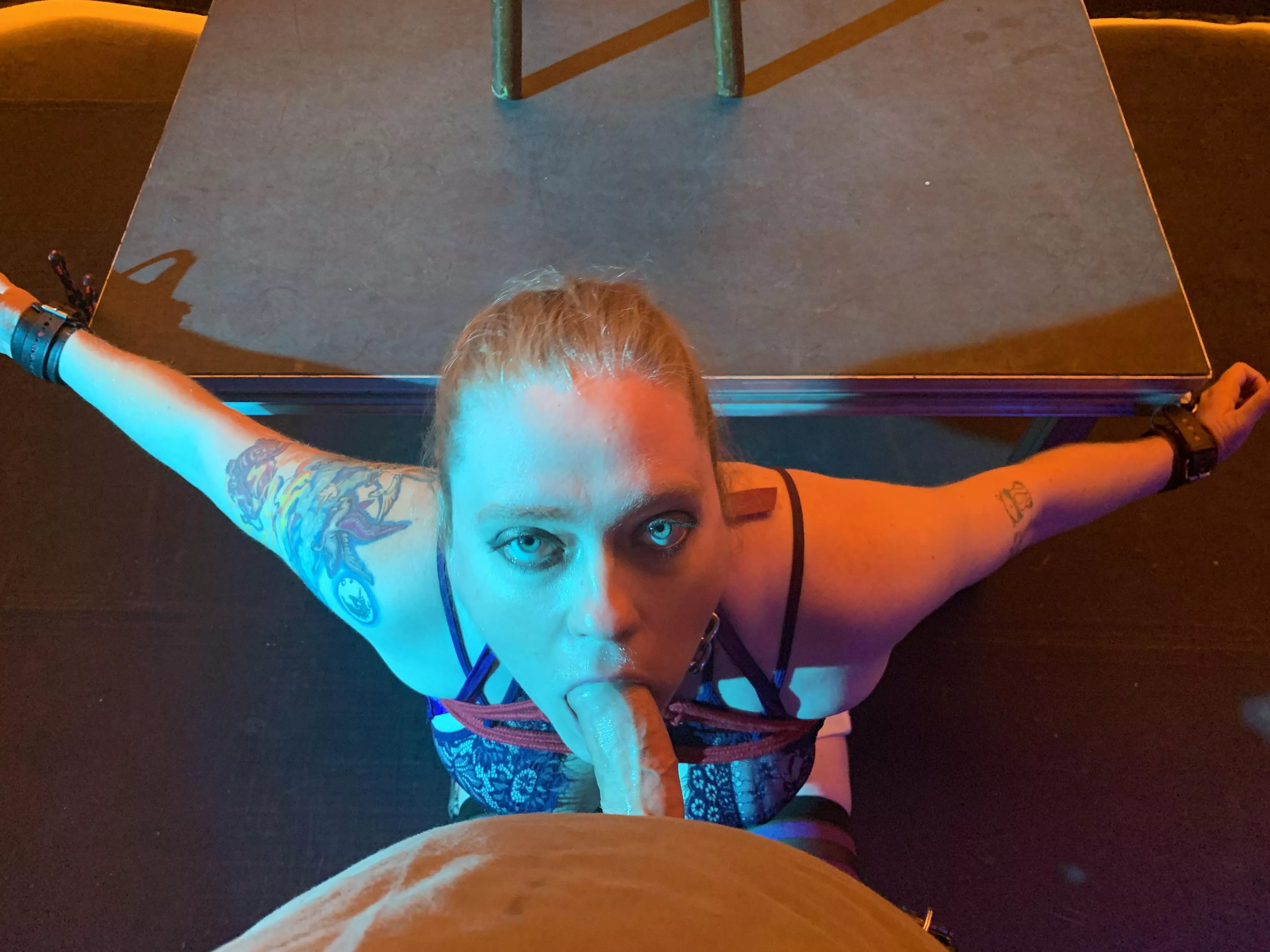 Since y’all appreciated a blowjob so much, here’s another one 😈 Since y’all appreciated a blowjob so much, here’s another one 😈