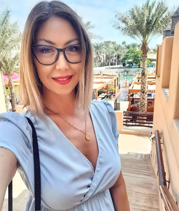 Single mom feeling mild (F34) Single mom feeling mild (F34)