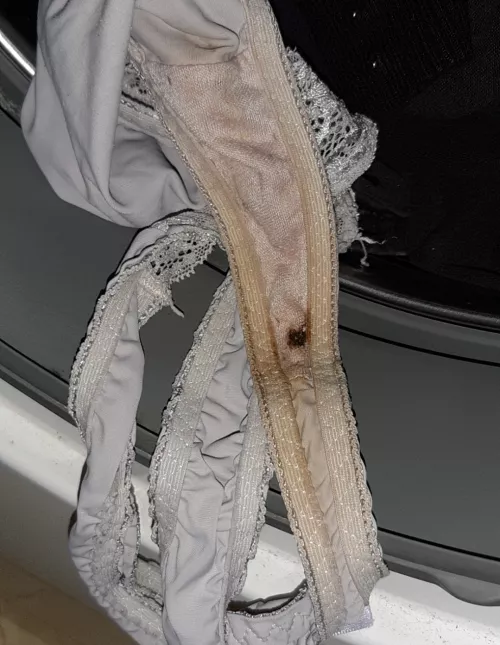 Sis always left nice panties Sis always left nice panties