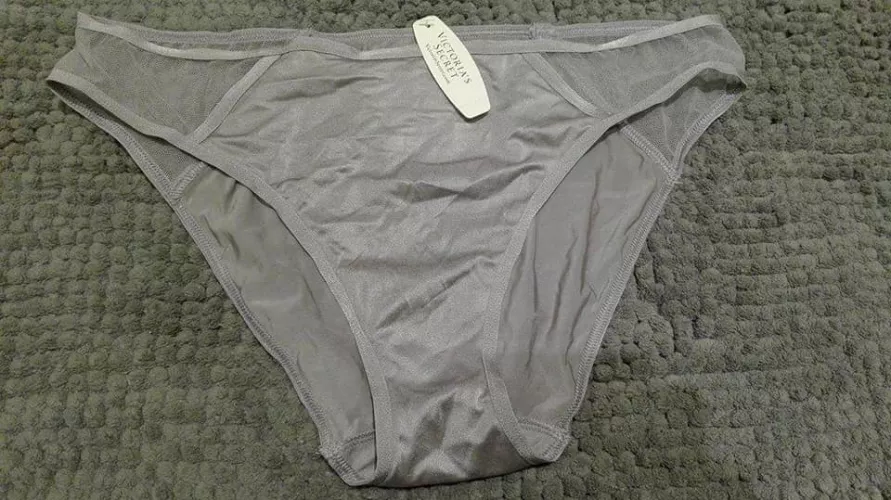Sis panties