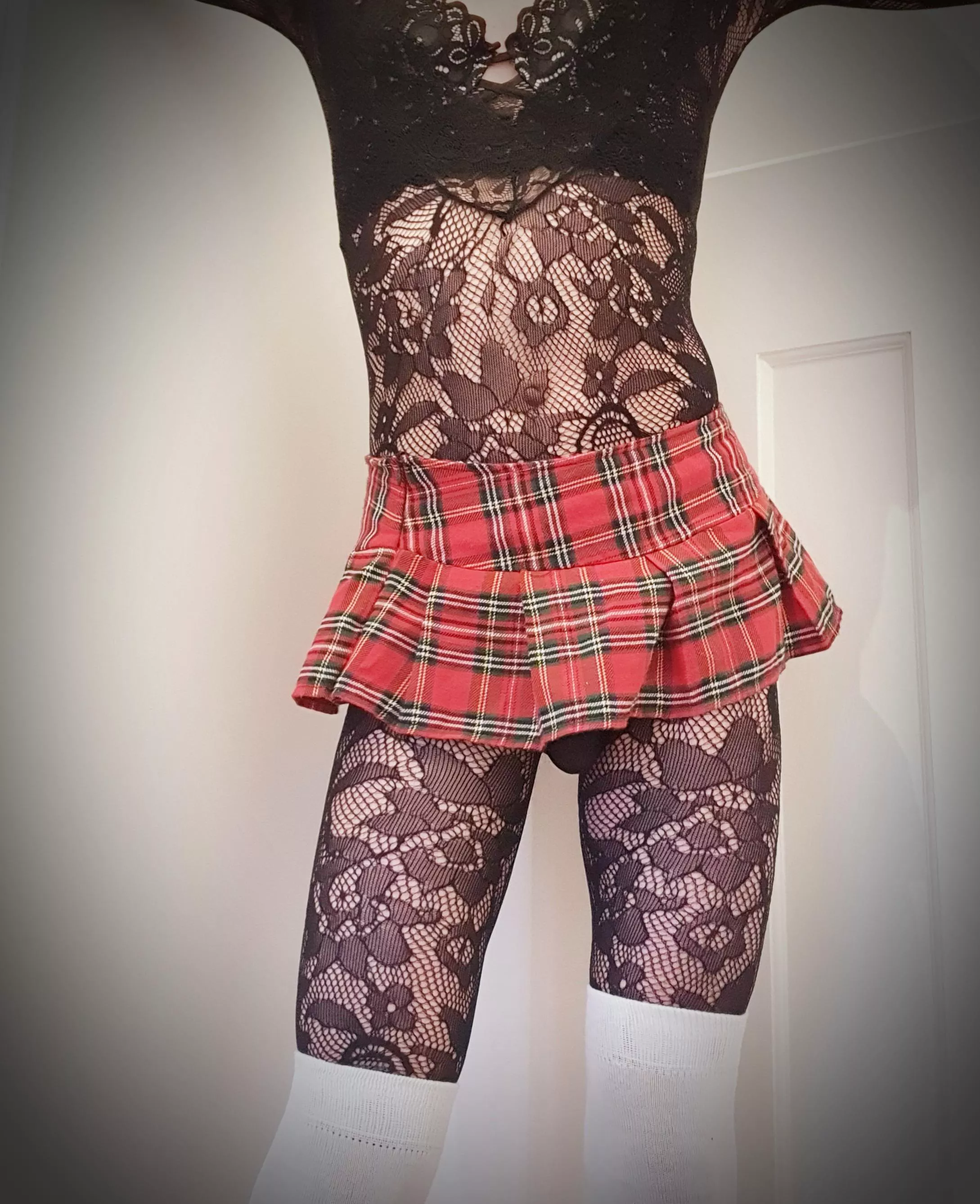 Sissy girl reporting for duty to make some Doms cum. Message me ;) Sissy girl reporting for duty to make some Doms cum. Message me ;)