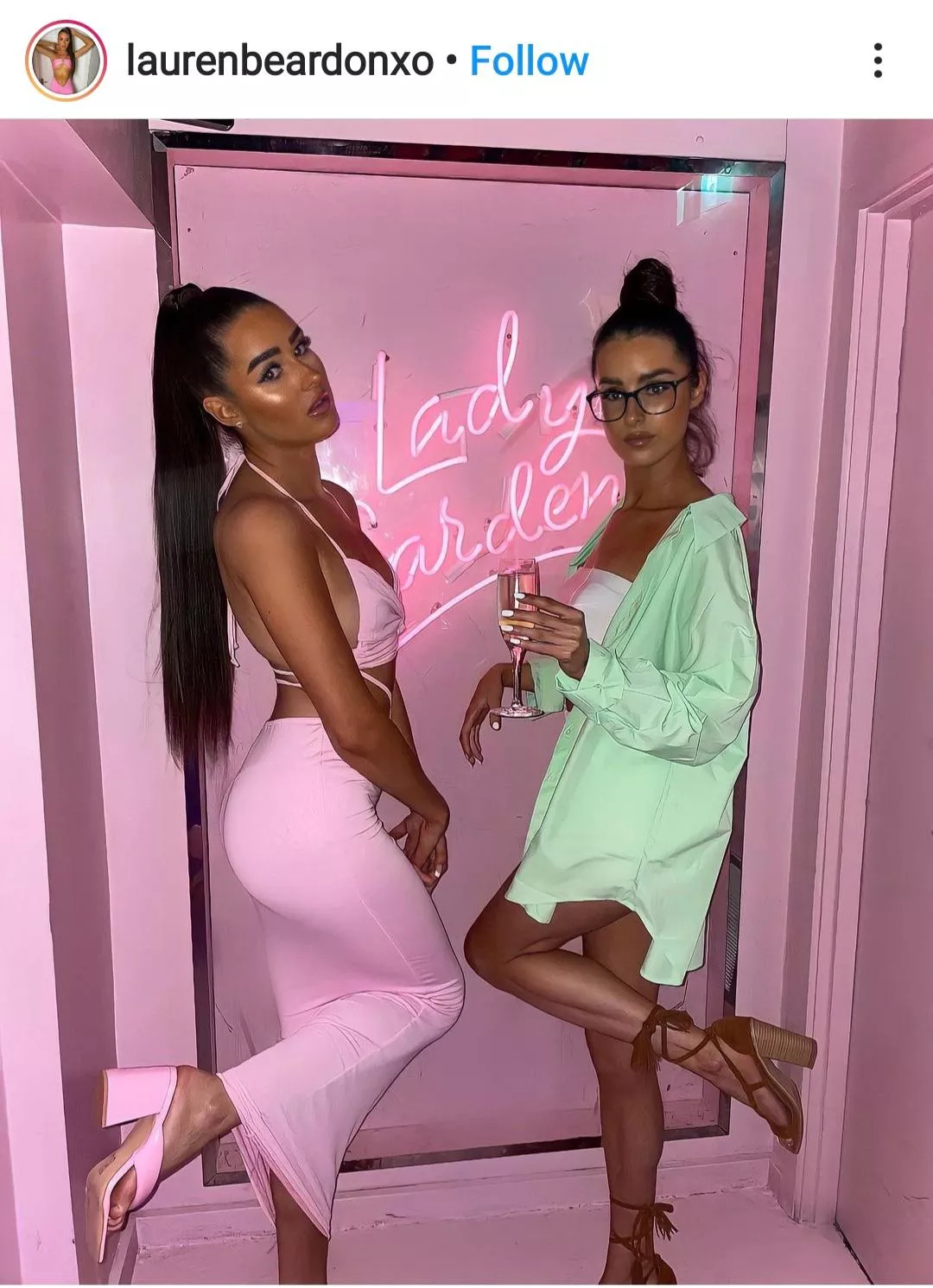 Sister sister Sister sister