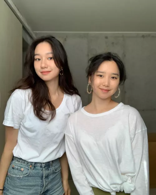 Sisters Sisters
