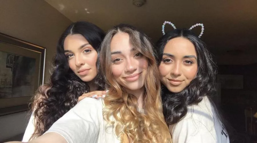 Sisters Sisters