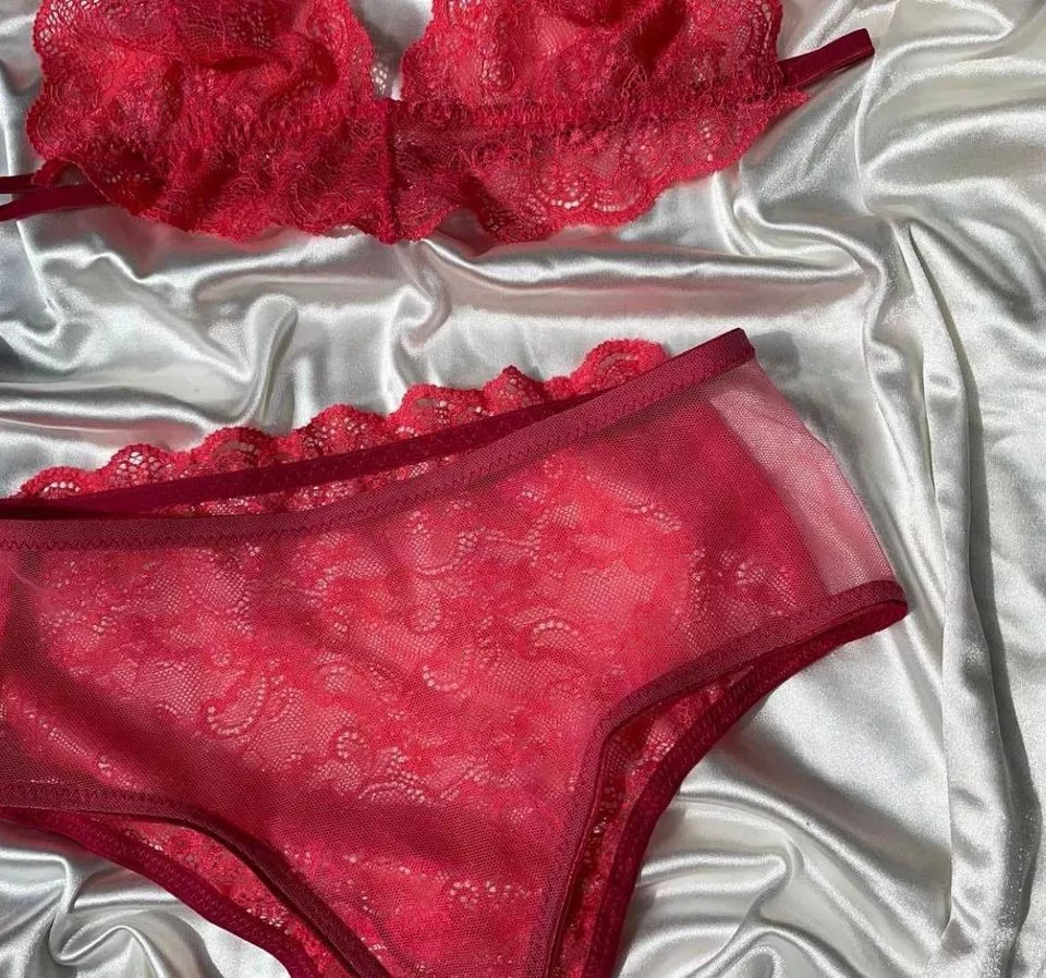 Sisters sexy lingerie