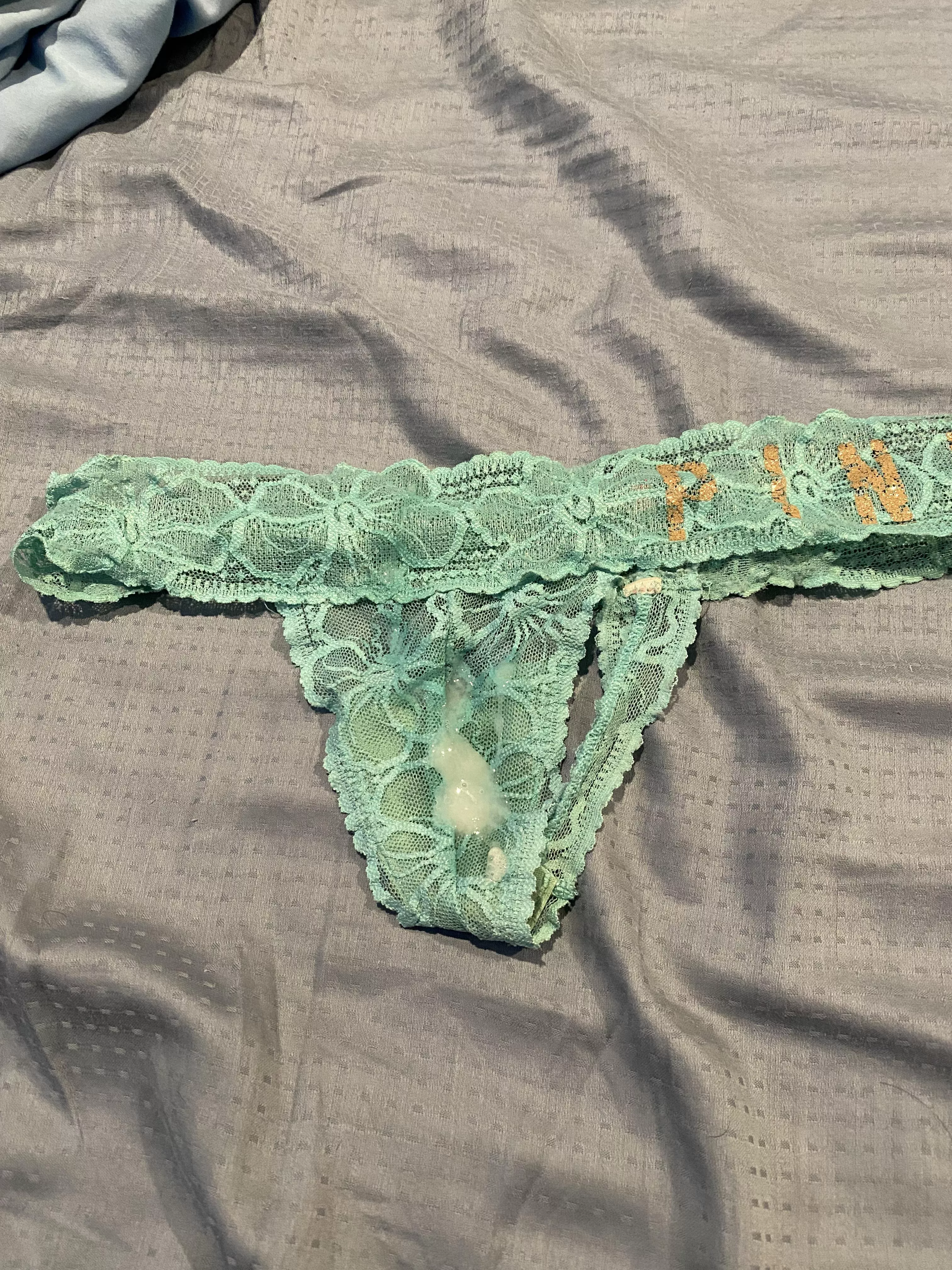 Sisters VS PINK thong M