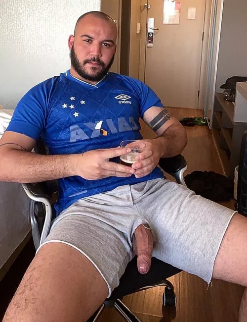 Sit here. Letβs walk.