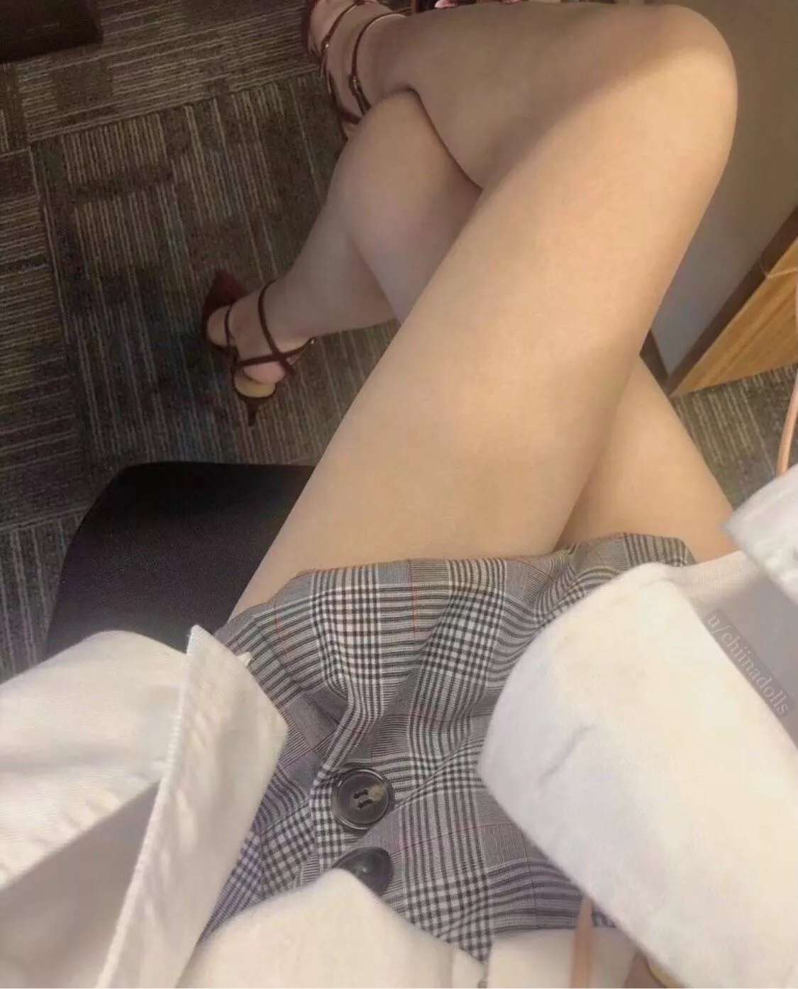 Sitting in the dentist office and bored ?