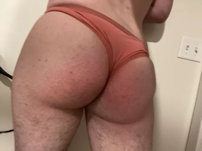 Sitting too long now I’m red