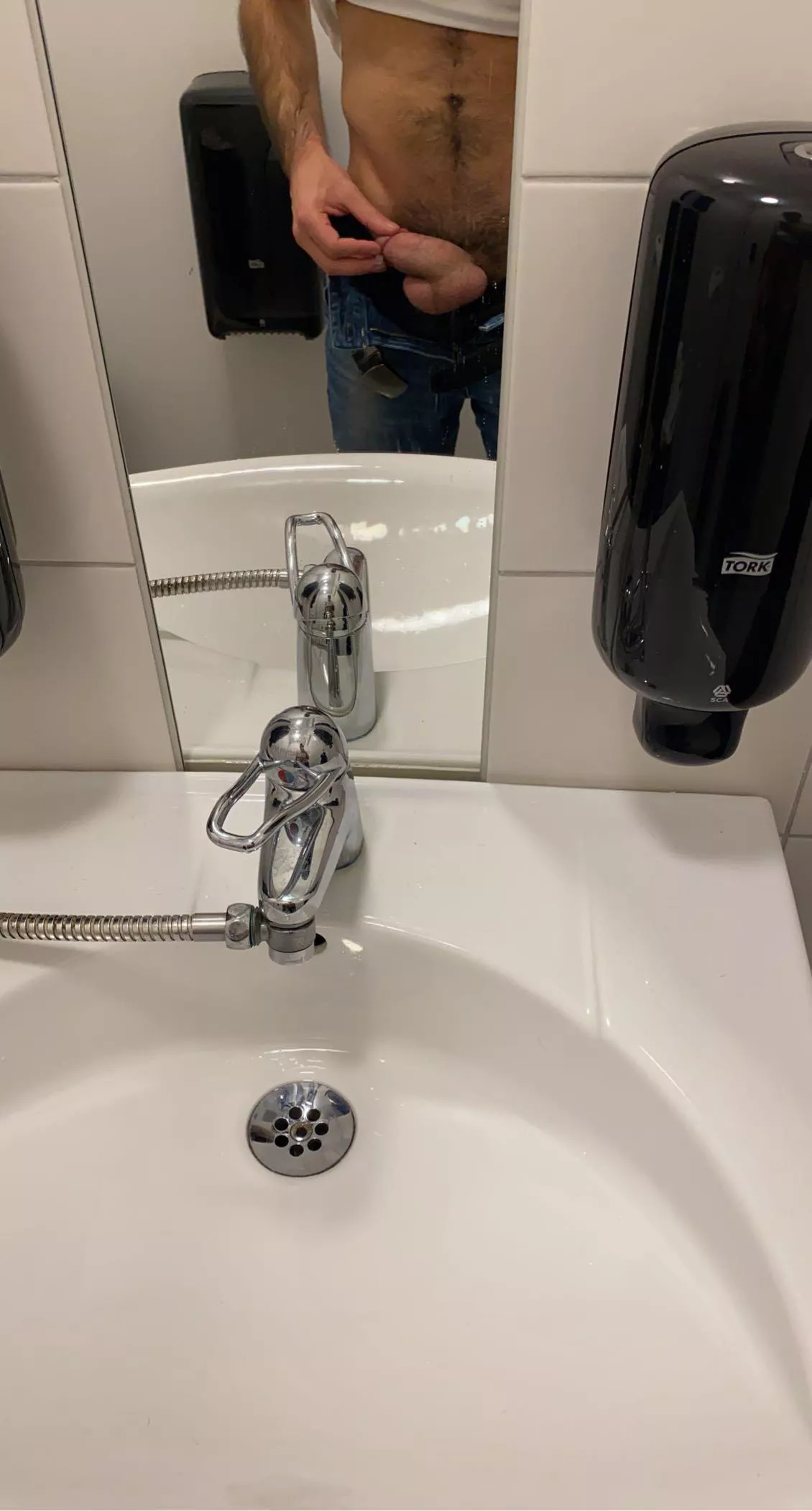 Skinny body fat cock Skinny body fat cock