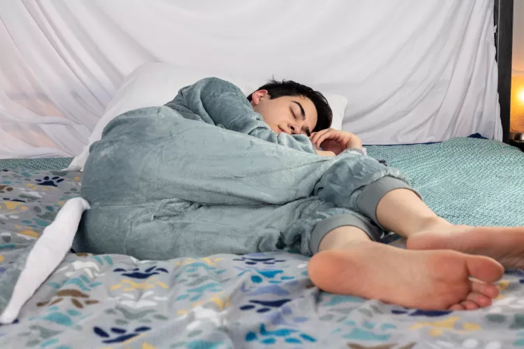 Sleeping boy feet 👣