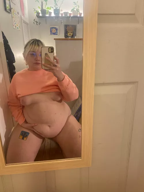 Sleepy and huge 🥰