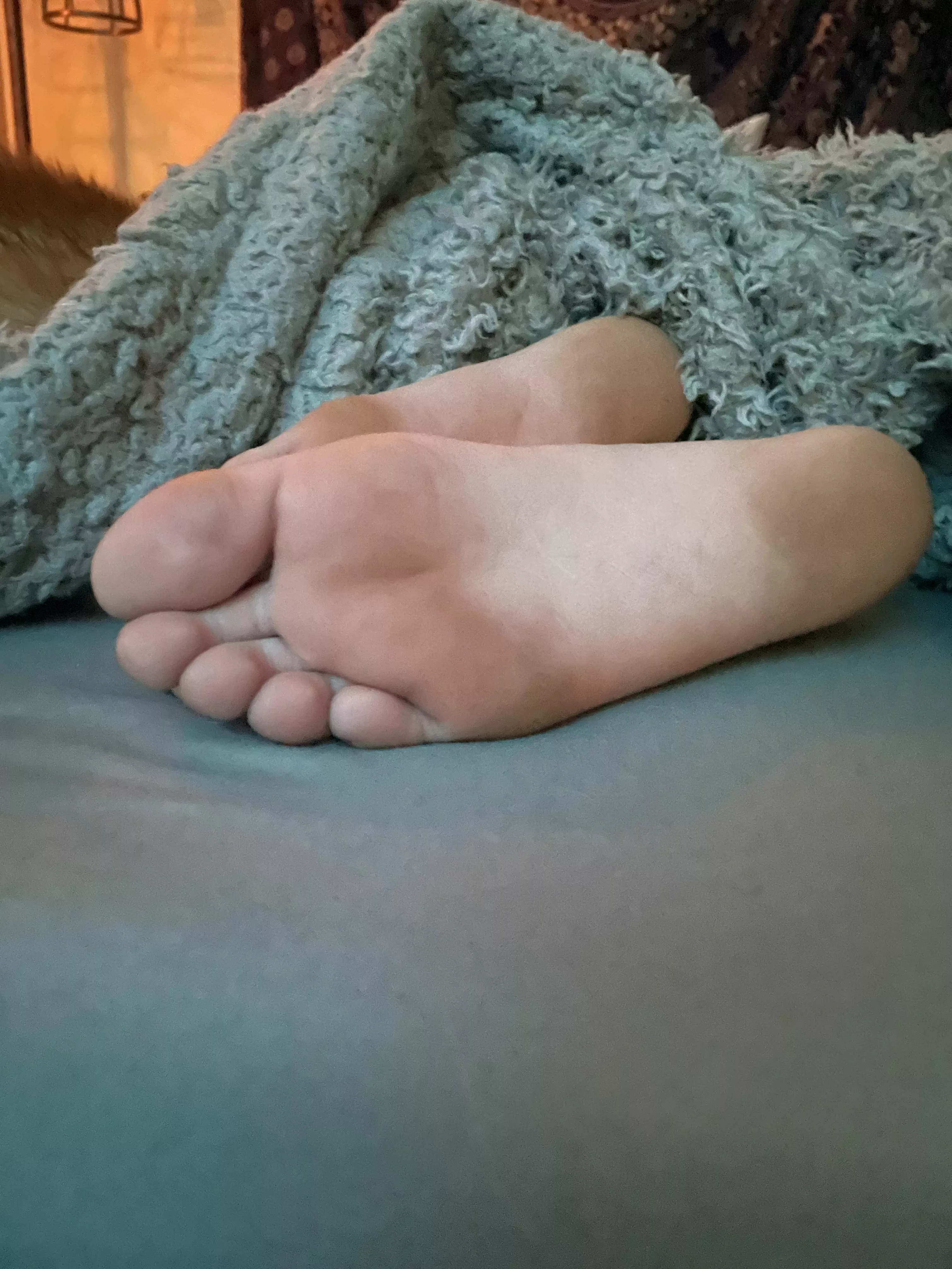 Sleepy feet Sleepy feet