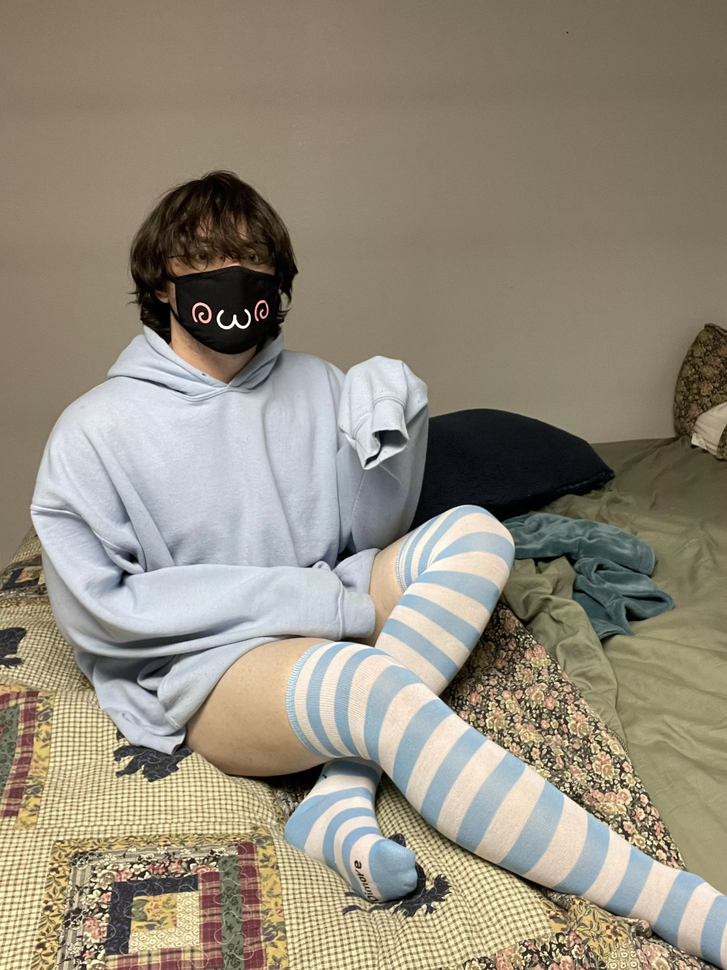 Slight face reveal 😖